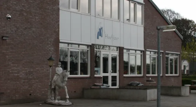 Gebouw 't Hoefijzer